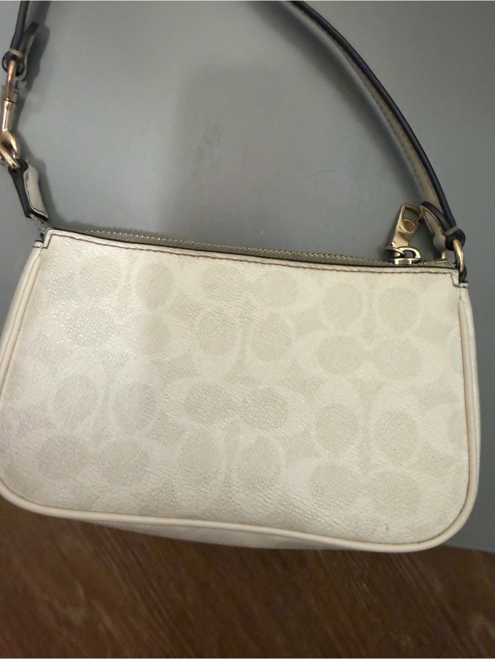 Coach Cream Signature Leather Shoulder Bag with Gold Hardware
